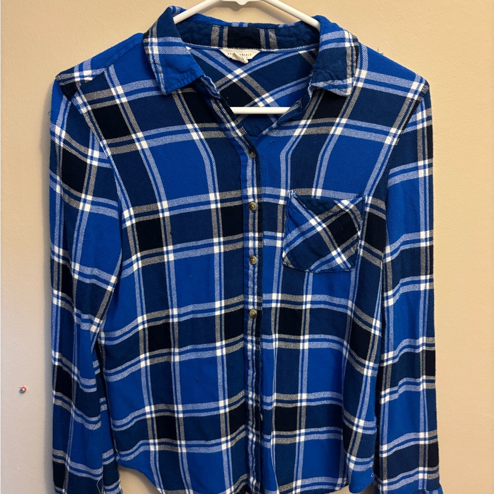 Aeropostale Navy and Blue Plaid Shirt